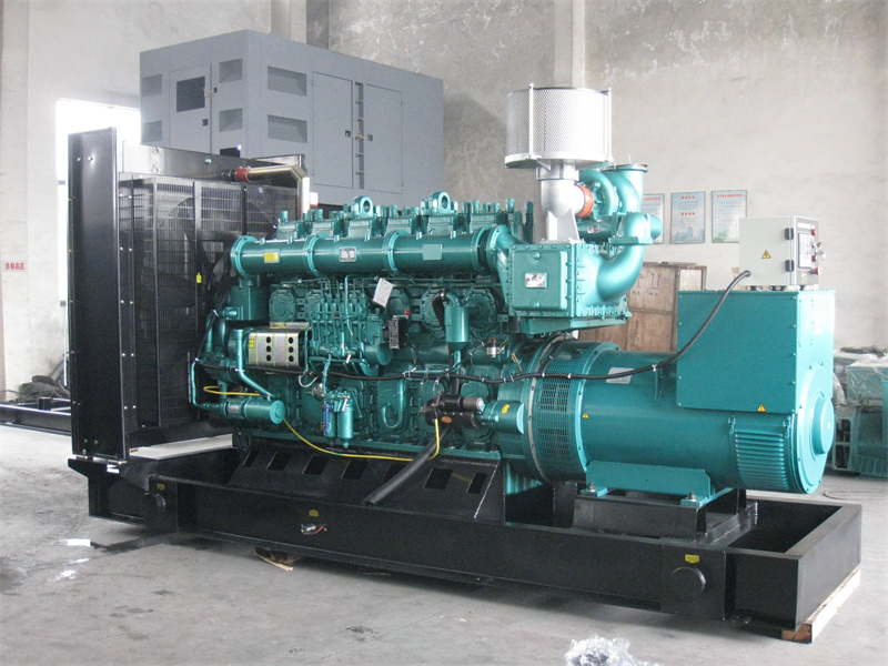 玛曲200KW 柴油发电机的油耗是多少?